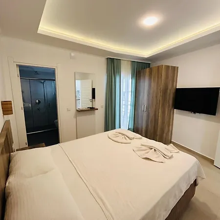 Dekatria Rooms&aparts Hotel